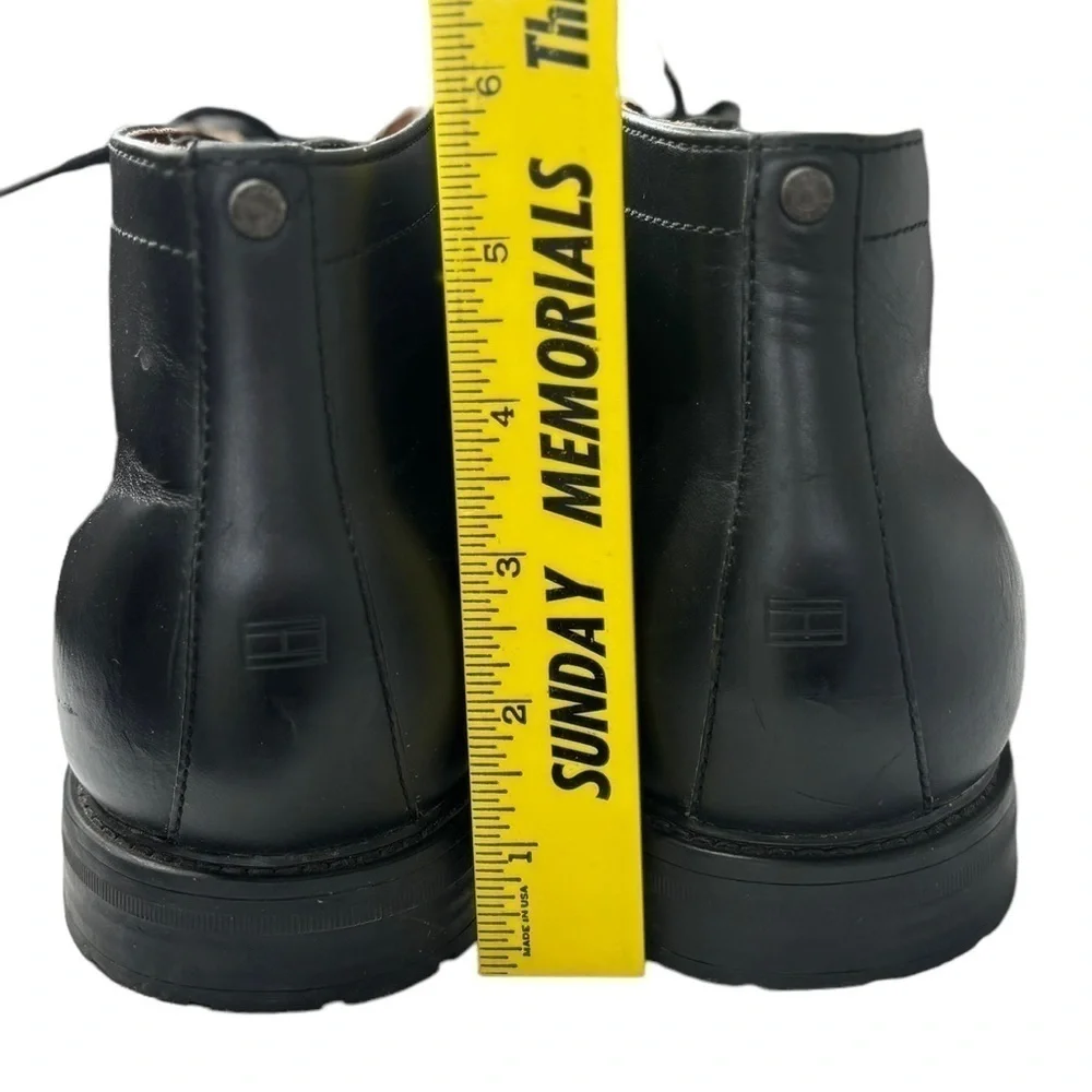 TOMMY HILFIGER Mens Chukka Boots 11 M Black Leather Oxford Boot Rubber Sole EUC
